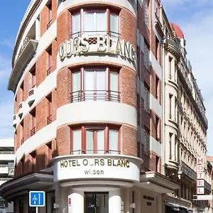 Ours Blanc - Wilson Hotel